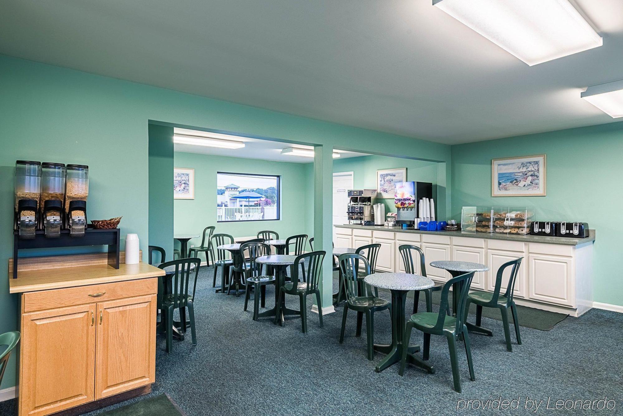 רהובות' ביץ' Rodeway Inn & Suites מראה חיצוני תמונה